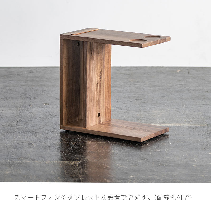 サイドテーブルソファサイドテーブルコーヒーテーブルコの字型スマホスタンド付きウォールナットオークTRAVISSIDETABLEトラビスサイドテーブルNWLHノーウェアライクホーム
